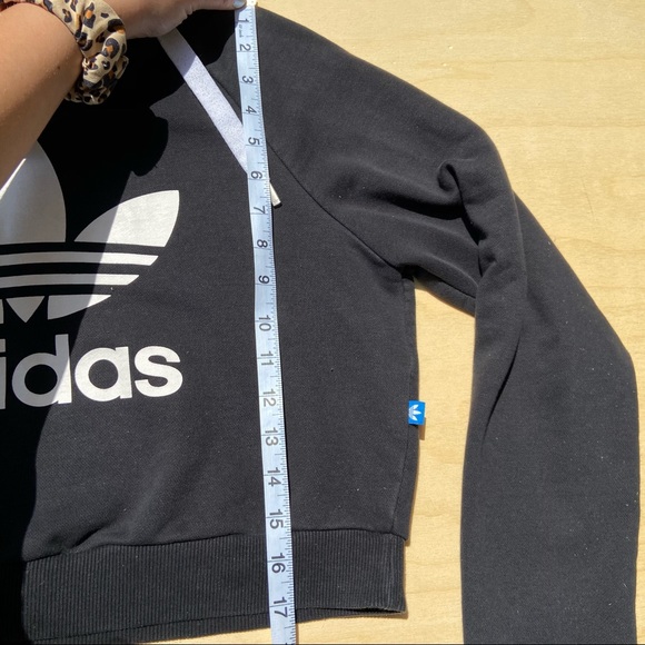 Adidas Trefoil Cropped Hoodie - Picture 5 of 6